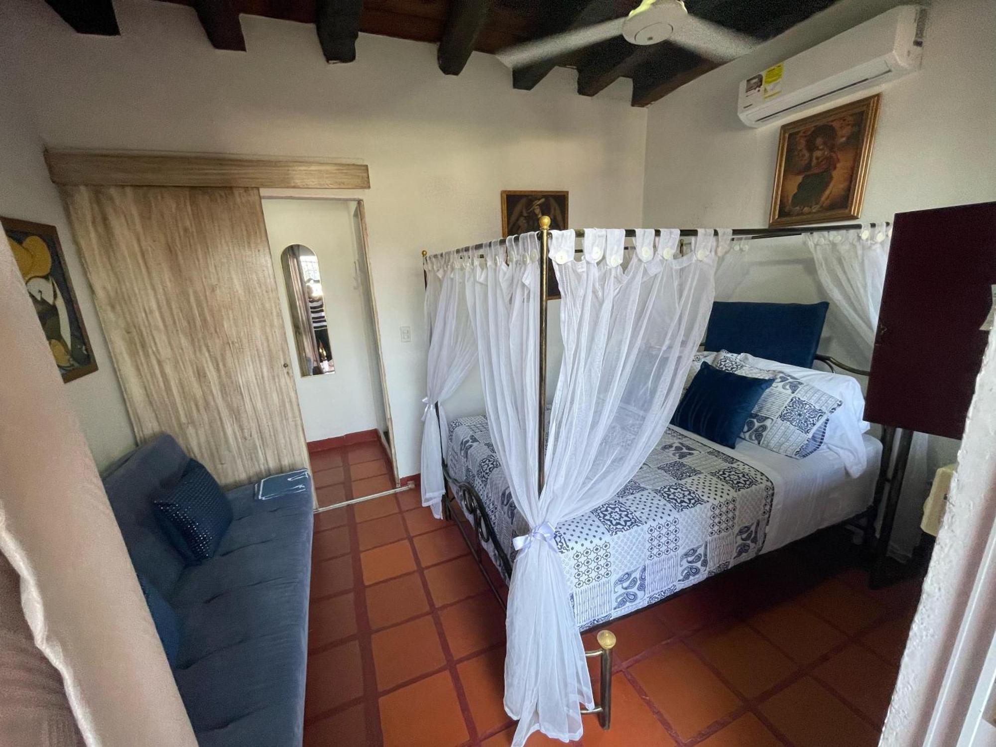 Casa Colonial Serrezuela Cartagena Екстер'єр фото